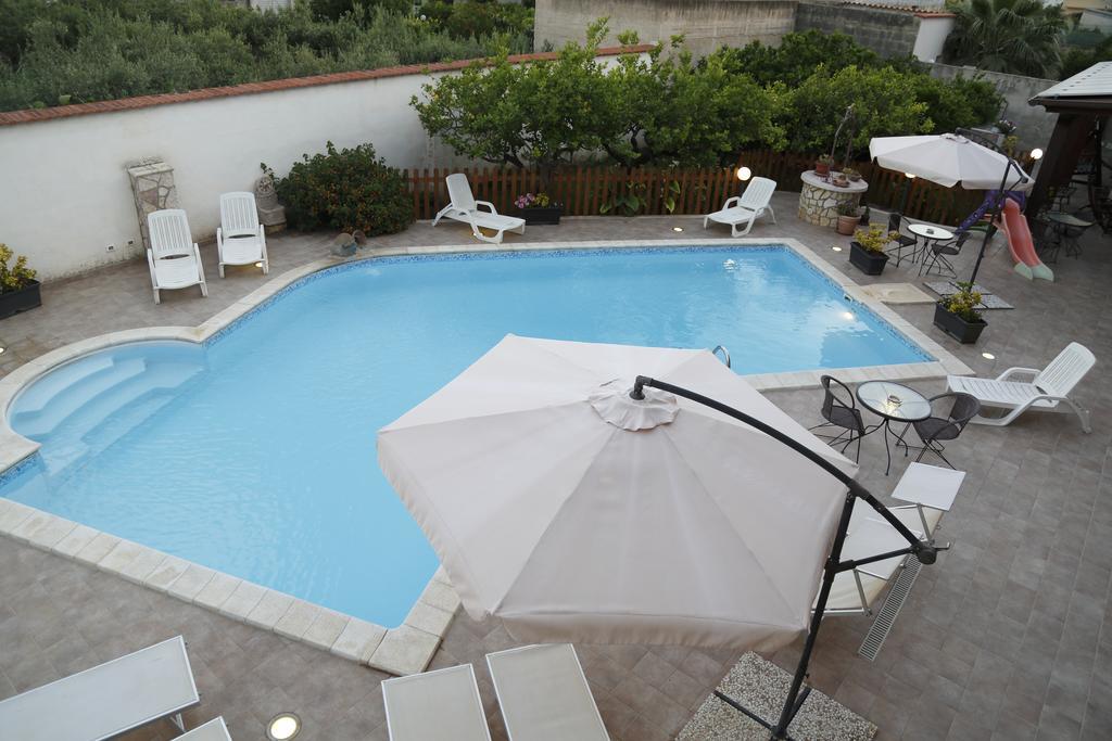 Il Quadrifoglio Bed & Breakfast Trapani Dış mekan fotoğraf