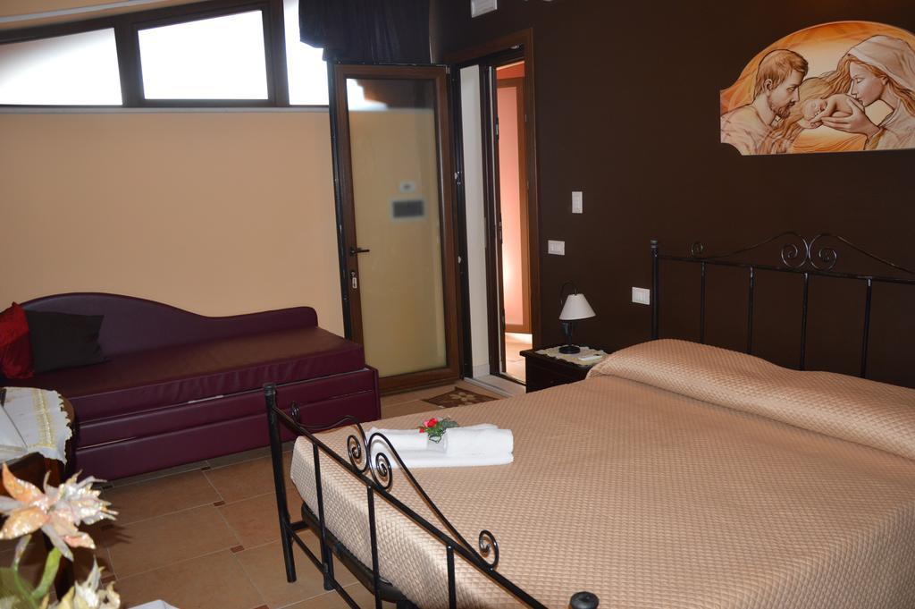 Il Quadrifoglio Bed & Breakfast Trapani Dış mekan fotoğraf